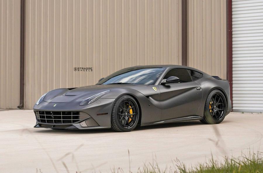  Ferrari F12berlinetta on Strasse Wheels (SM5R Deep Concave FS) 2018 года  (фото 1 из 3)